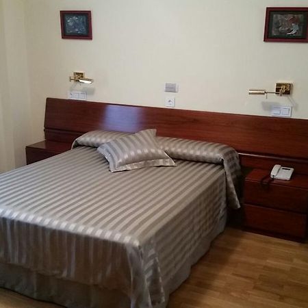 Hotel Isabel Briviesca Dış mekan fotoğraf