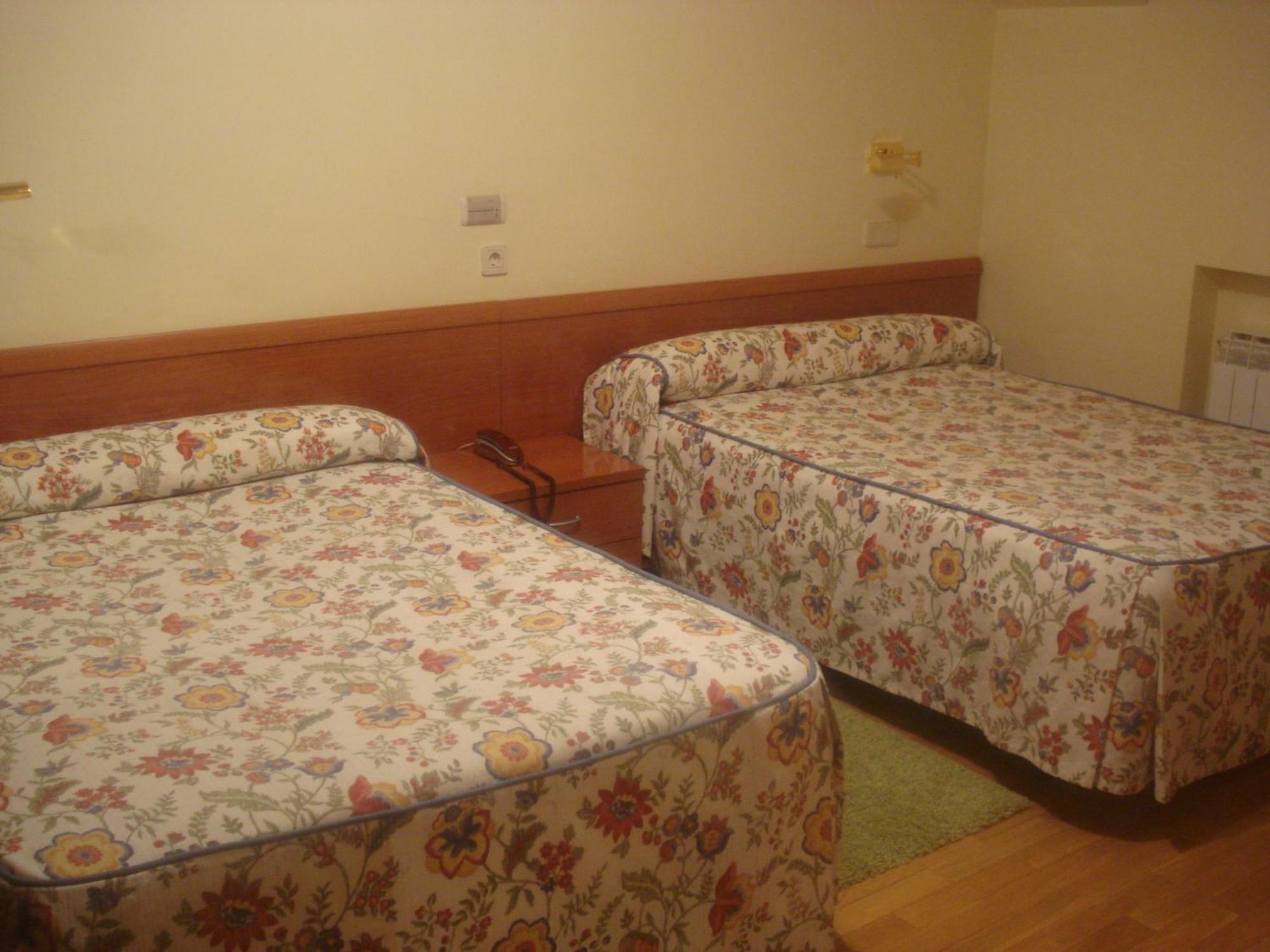 Hotel Isabel Briviesca Dış mekan fotoğraf